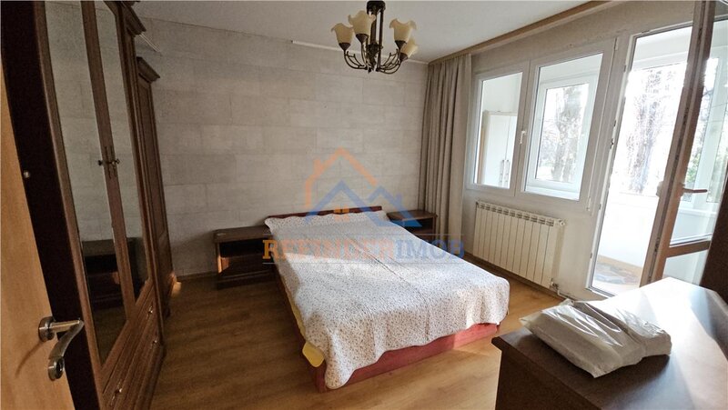 Brancoveanu, 3 camere, etaj 1, decomandat