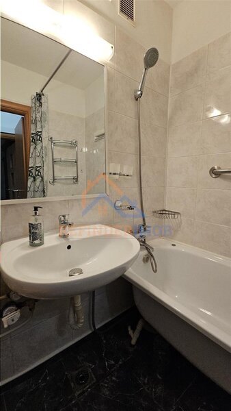 Brancoveanu, 3 camere, etaj 1, decomandat